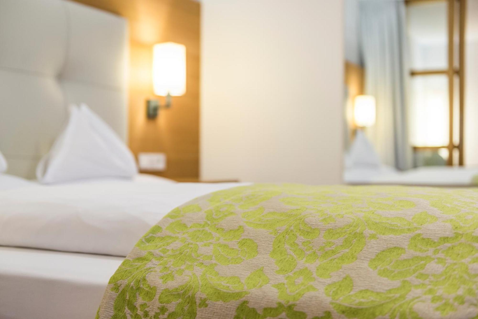 Vinschgerhof Hotel ซีลันโดร ภายนอก รูปภาพ