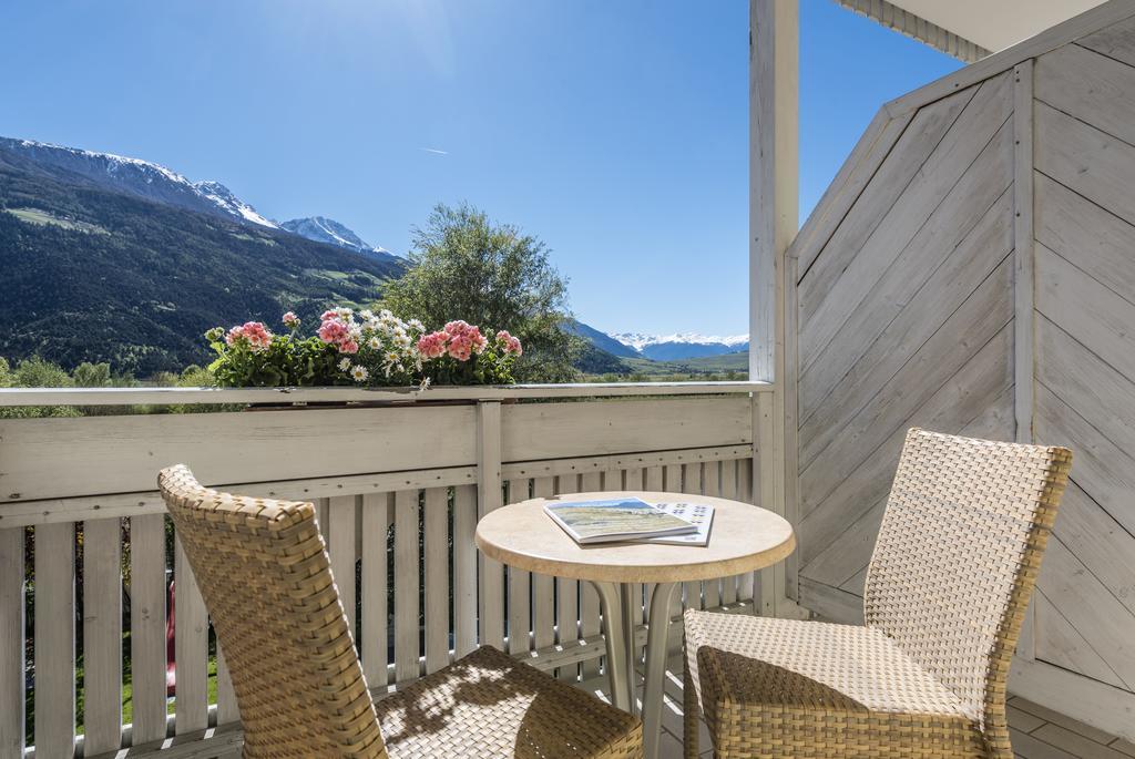 Vinschgerhof Hotel ซีลันโดร ภายนอก รูปภาพ