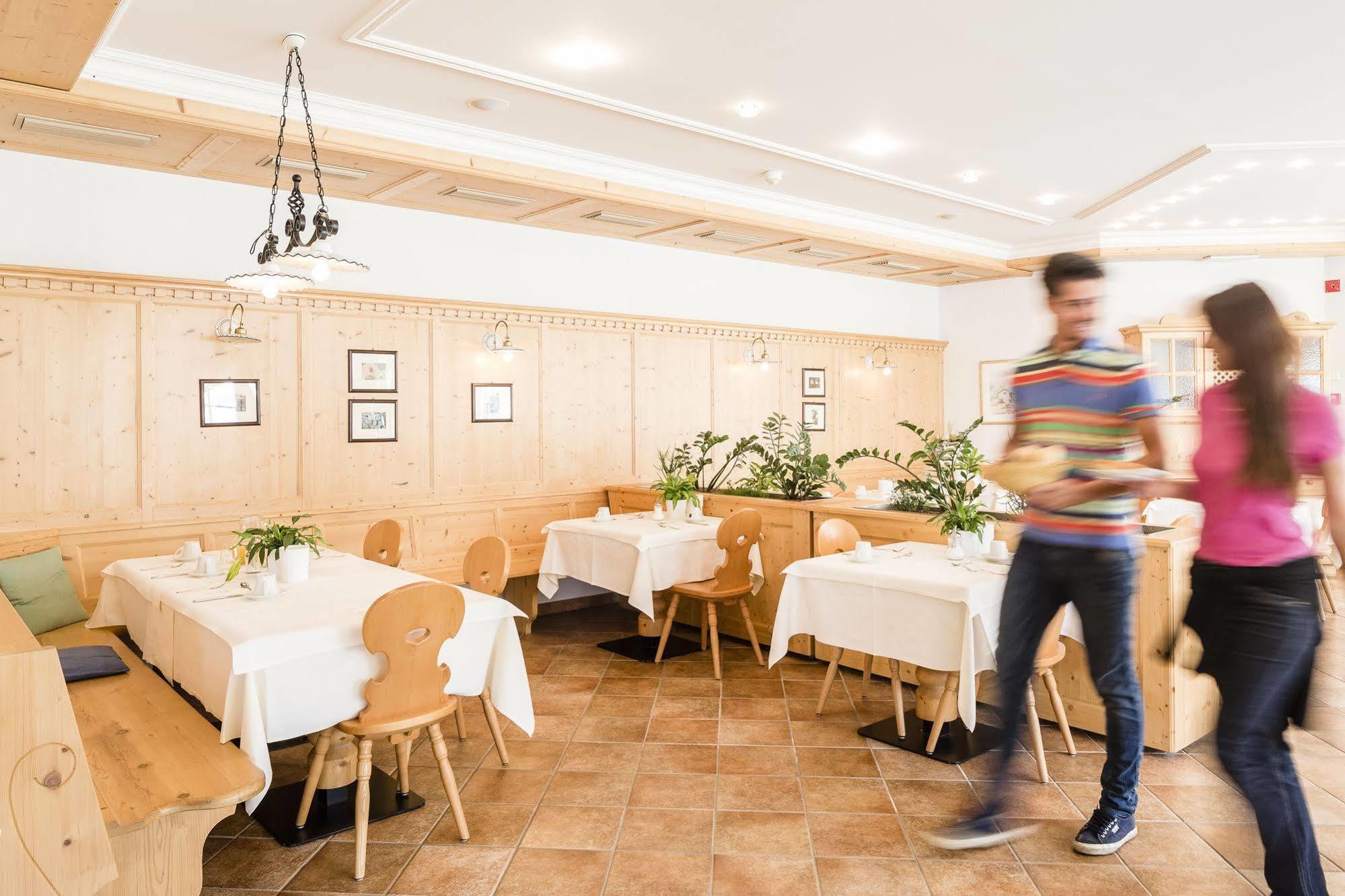 Vinschgerhof Hotel ซีลันโดร ภายนอก รูปภาพ